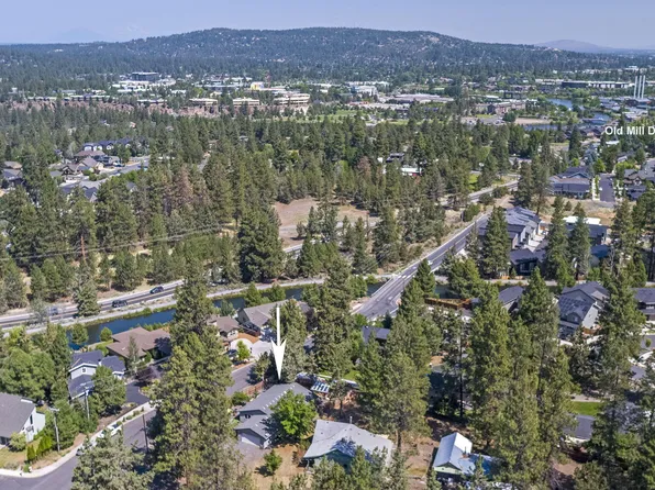 61498 Blakely Rd, Bend, OR 97702