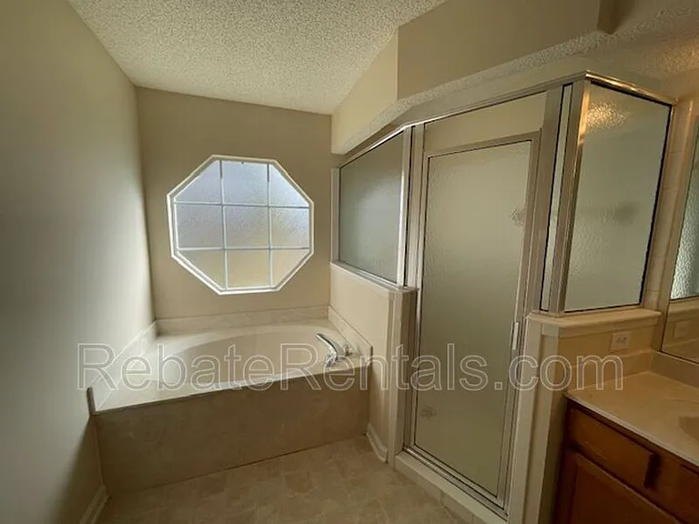 5009 Grand Lakes Dr S — Photo 52