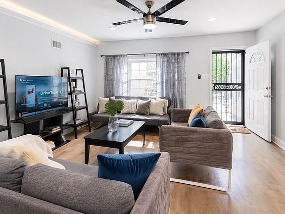 5th image of 4113 Spring Garden St