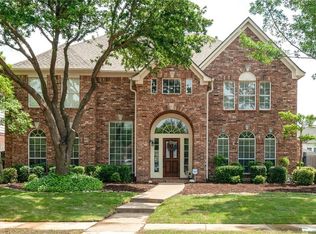 704 Creek Bluff Dr, Keller, TX 76248