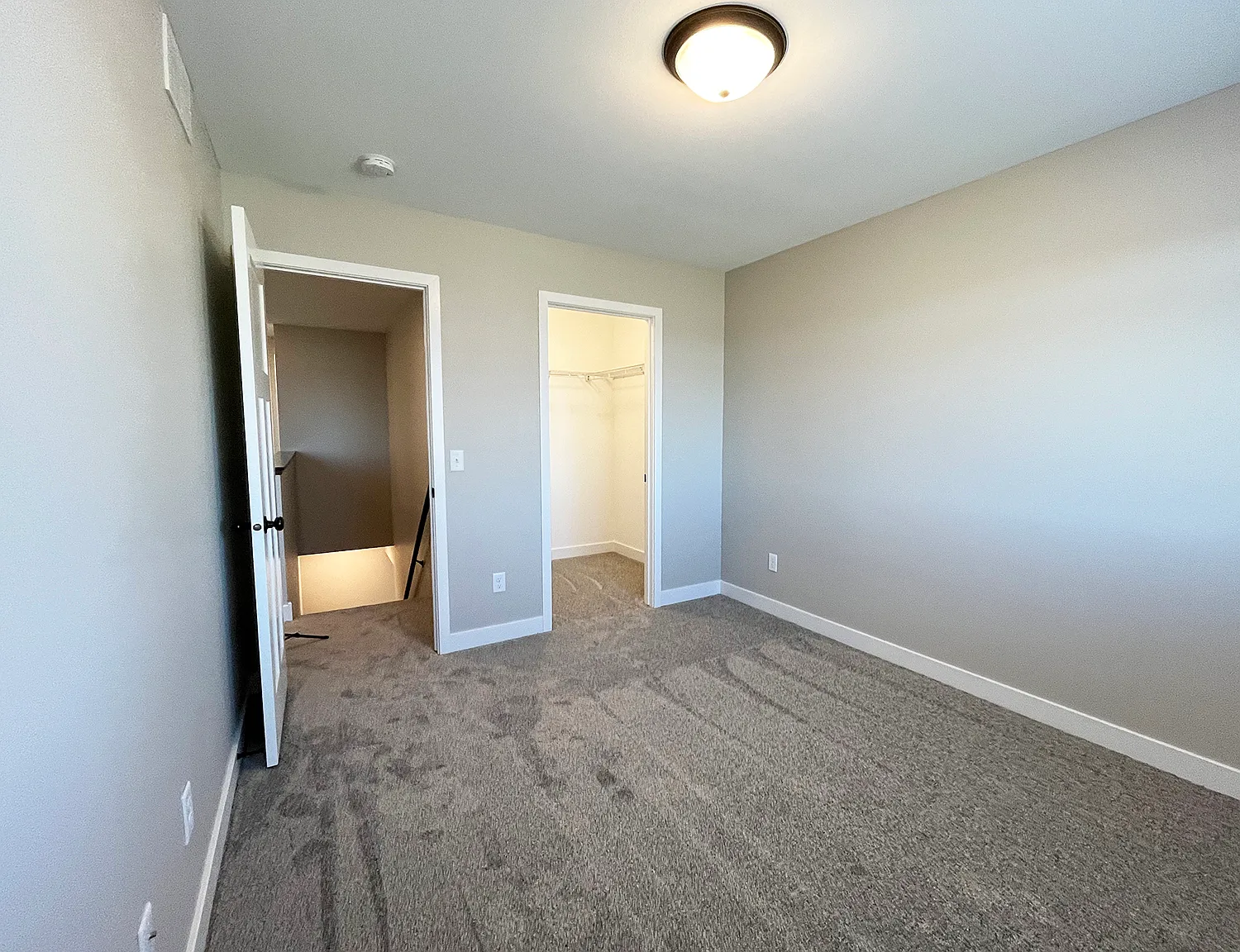 Wolf Point Townhomes — Photo 3