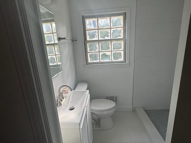 2395 Rhineland Ct — Photo 4