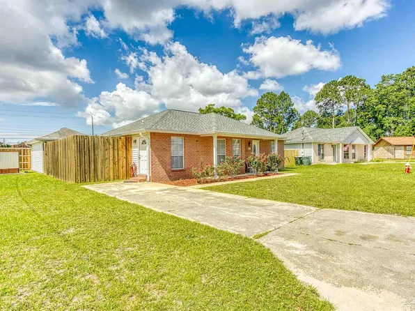 803 Amberway Dr, Pensacola, FL 32506