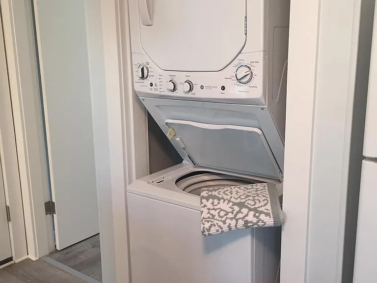 17 Sunset Ave — Photo 14