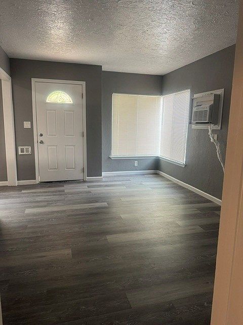 1st image of 116 Fairview St #116