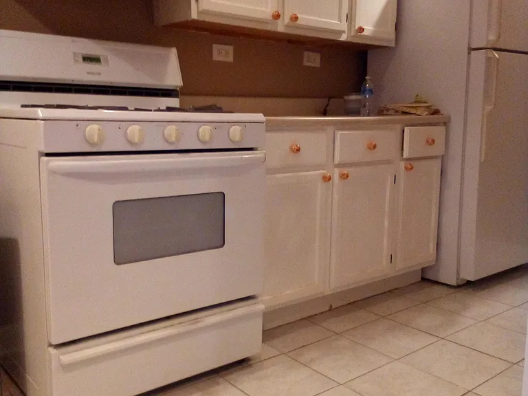 6964 W Farragut Ave — Photo 2