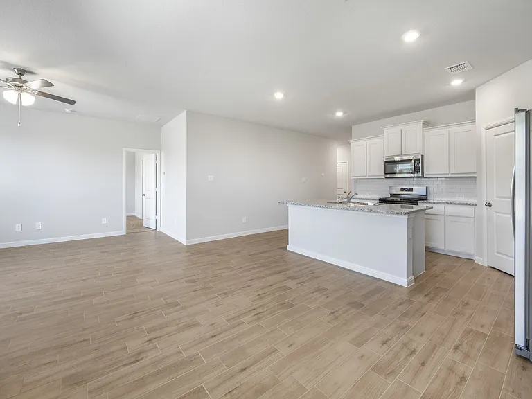 198 Bay Meadows Ln — Photo 10