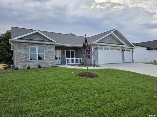 2908 Happy Landing Dr, Springfield, IL 62711