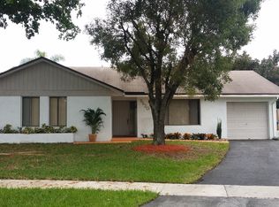9620 NW 31st Pl, Sunrise, FL 33351