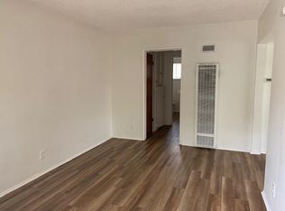 906 Raleigh St APT B, Glendale, CA 91205