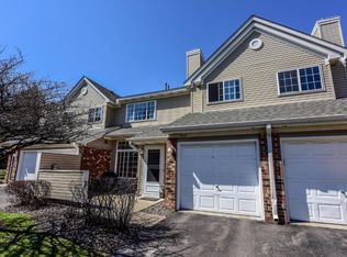 1902 Sapphire Point, Eagan, MN 55122