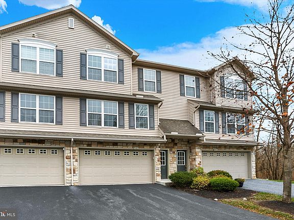 5th image of 9089 Joyce Ln