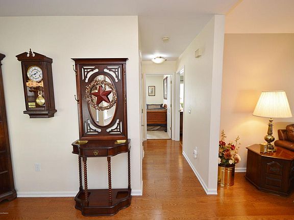4th image of 3148 Dillon Ct