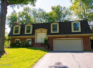 7402 Switch Bark Rd, Hollow Creek, KY 40228