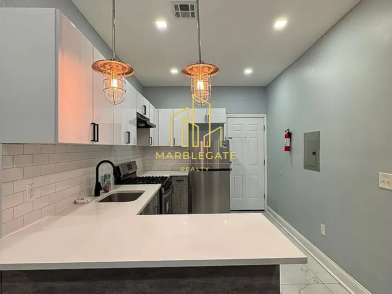 307 Broadway #77 — Photo 5