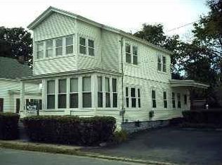 27 Emery St, Lowell, MA 01851