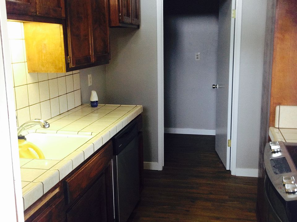 1st image of 6021 Leafwood Dr