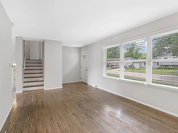2nd image of 1906 Winchester Dr