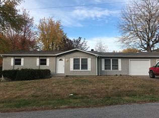 1064 Independence Dr, Madisonville, KY 42431
