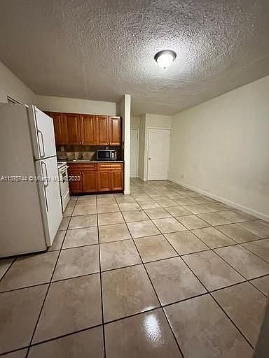 1st image of 640 NW 10th Ter APT 5