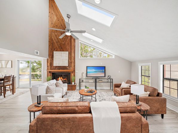 301 Summit Dr, Destin, FL 32541