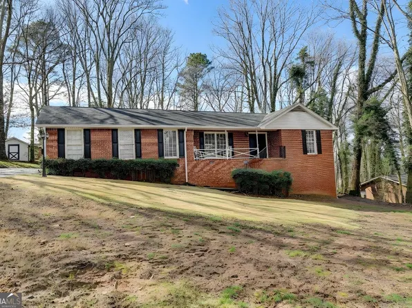 2325 Sussex Ct, Snellville, GA 30078