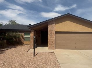 840 Amethyst Dr NE, Rio Rancho, NM 87124