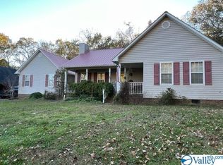 1706 Low Gap Rd, New Hope, AL 35760