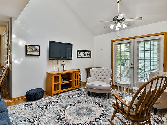 5th image of 5725 Windy Knoll Dr