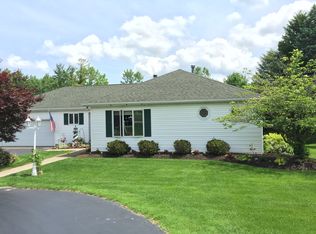 701 Willardshire Rd, Orchard Park, NY 14127