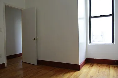 Rented by Rennit Inc.