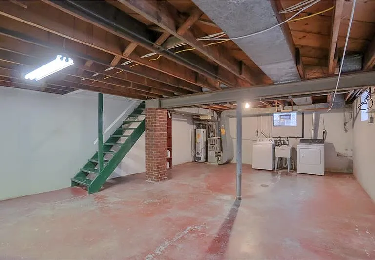716 Maple Ln — Photo 20
