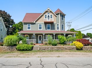 29 S Washington Ave, Niantic, CT 06357