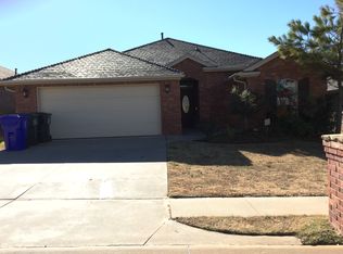 2932 Coach Ct, Norman, OK 73071