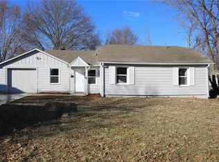 604 SE 3rd St, Lees Summit, MO 64063