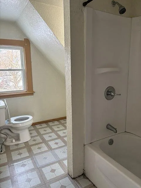 3 bed, 1109 sqft, $1,175 — Photo 3