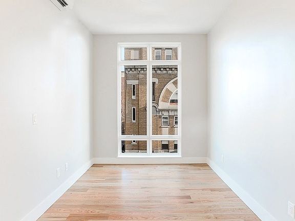 3rd image of 1409 Bryant Ave #3A