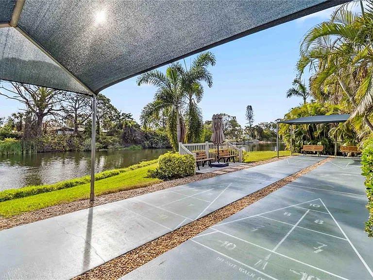 5770 Ashton Lake Dr #8 — Photo 34
