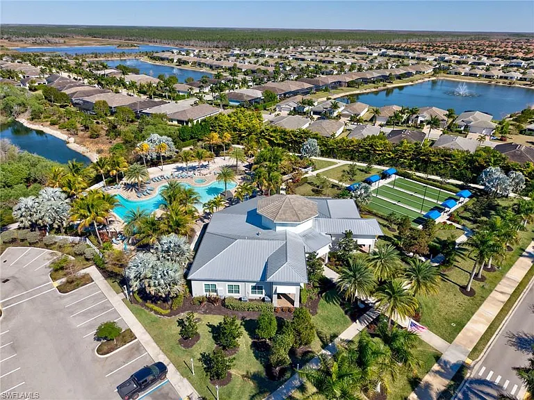 28029 Sanibel Sands St — Photo 34