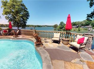 135 Sunset View Ln, Statesville, NC 28677