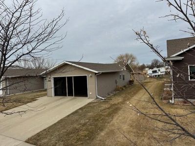 1218 13th Ave SW, Aberdeen, SD, 57401