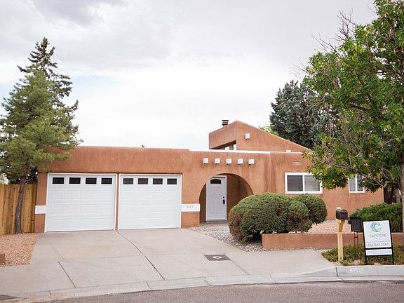 2nd image of 5425 Mariposa Dr NW