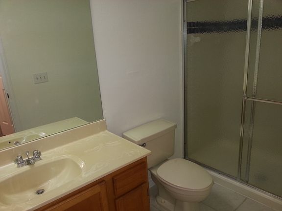3rd image of 5210 Clubside Dr