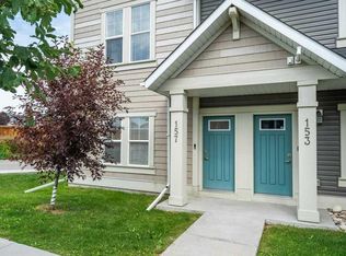 157 W South Point Ct SW, Airdrie, AB T4B 5C3