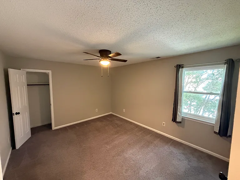 3176 Amador Dr — Photo 16