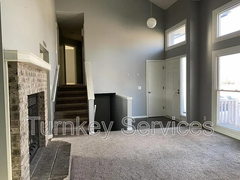 3 bed, 3.0 bath, 1546 sqft, $2,150 — Photo 4