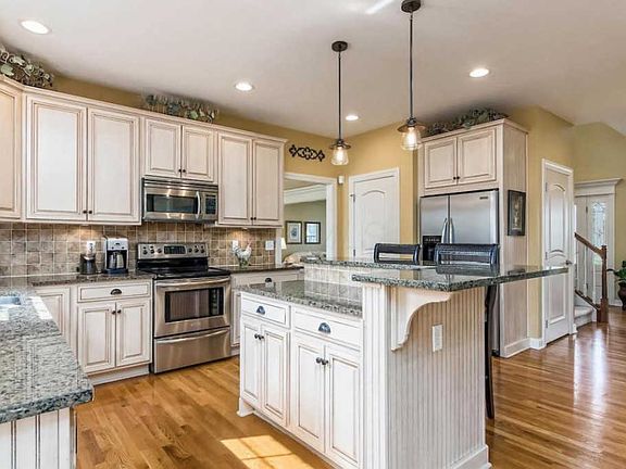 5th image of 6131 Gainey Ct