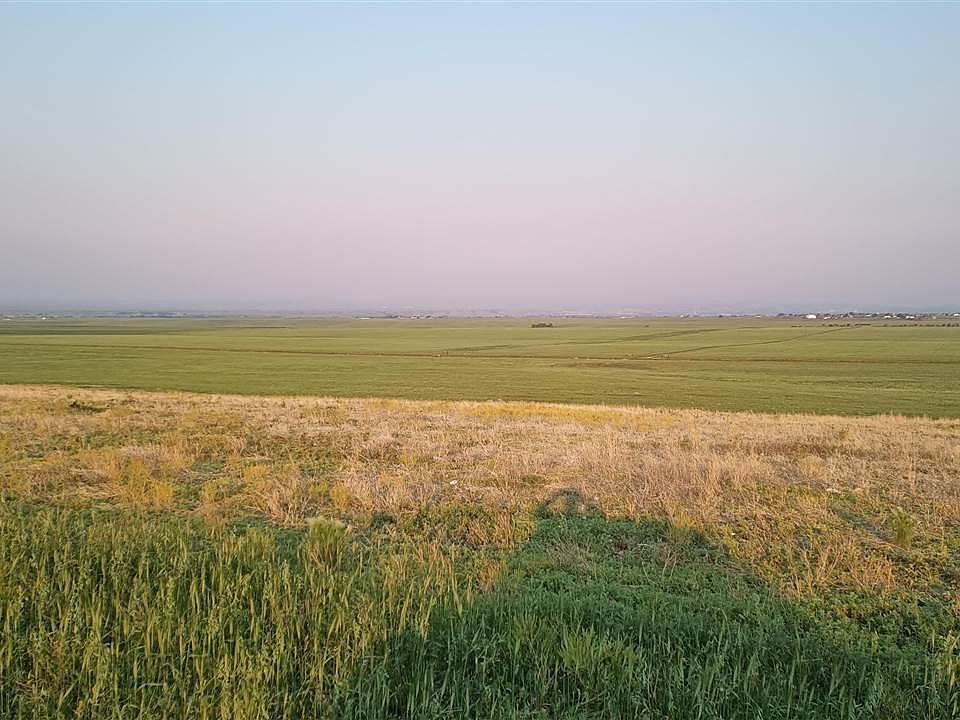 2nd image of Long View Rd