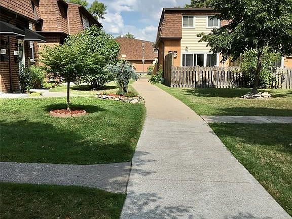 4th image of 6254 Roseville Garden Dr