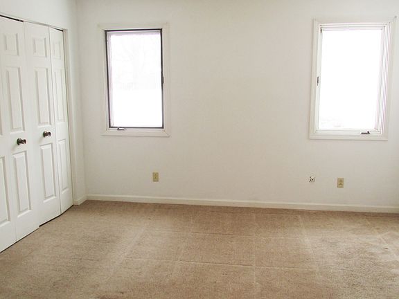 3rd image of 1012 N 5th St